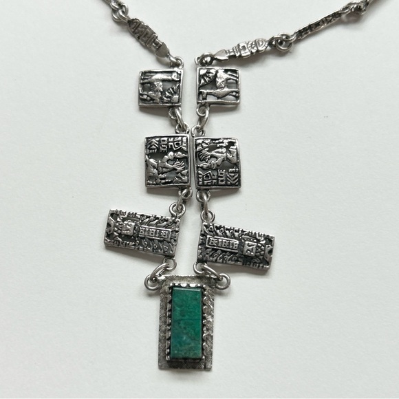 Stunning Vintage Peruvian Jade Tumi Storyteller Sterling Silver Necklace - Picture 10 of 16